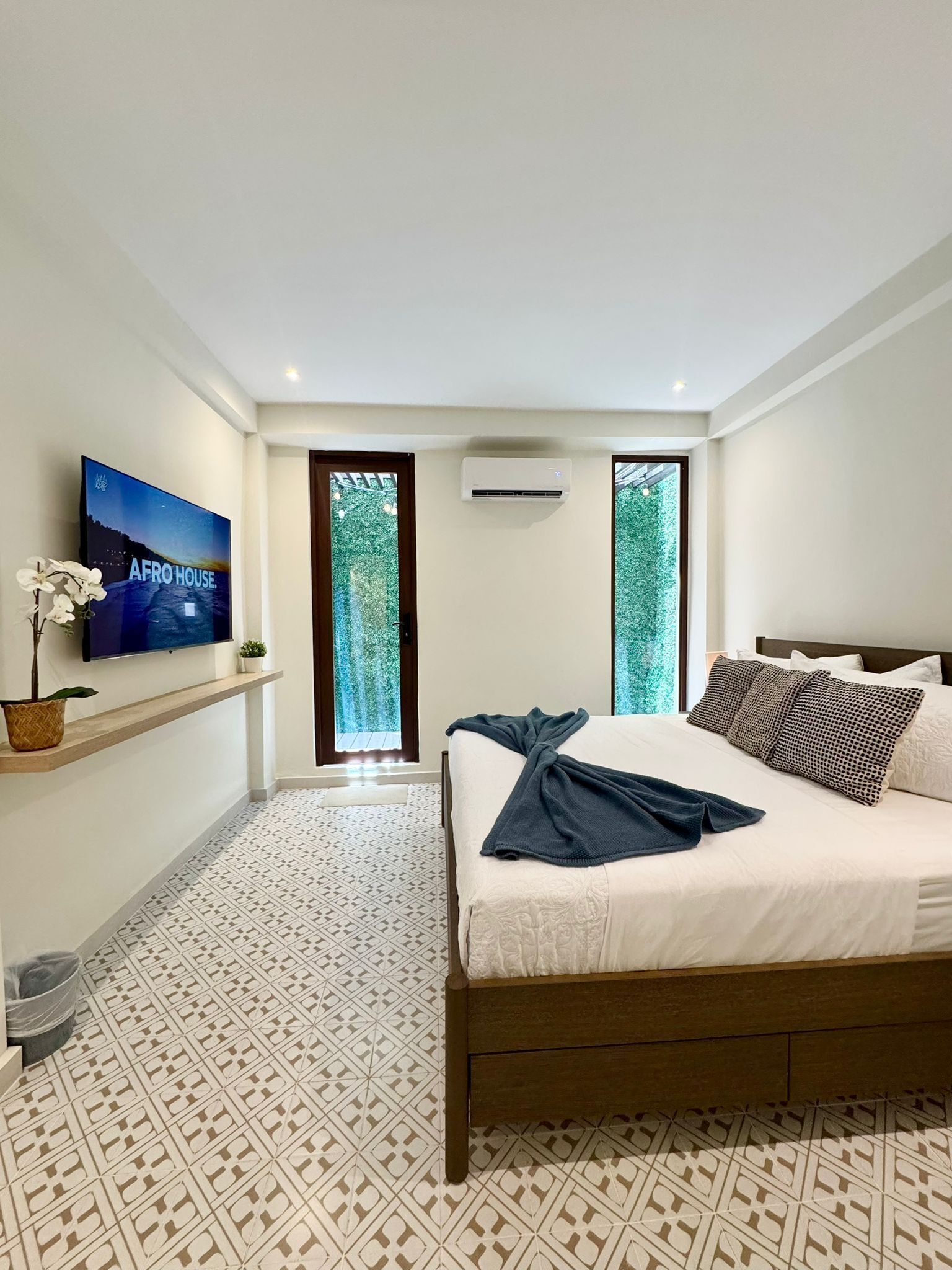 2 dormitorios, tabla de planchar con plancha, wifi gratis y ropa de cama