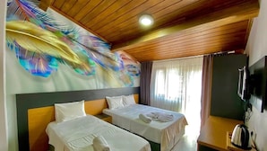 Standard Triple Room | Ruang kerja komputer riba, Wi-fi percuma 