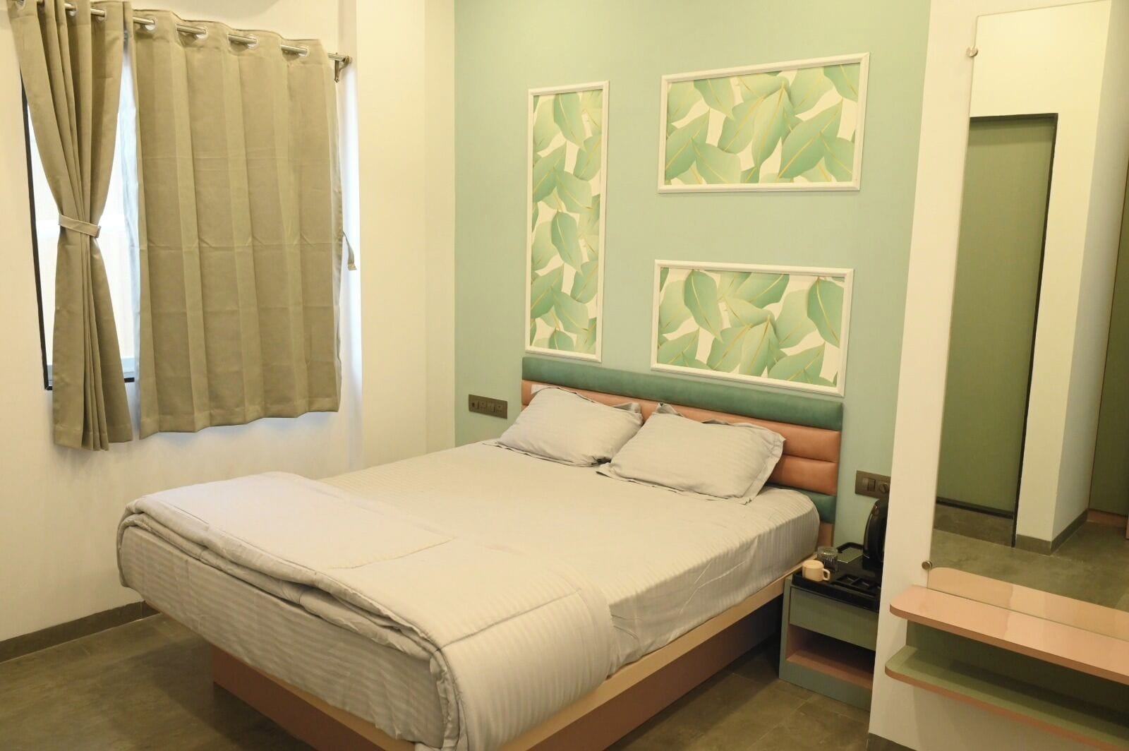 Superior Room, Balcony, Courtyard View | Laptop workspace, free WiFi