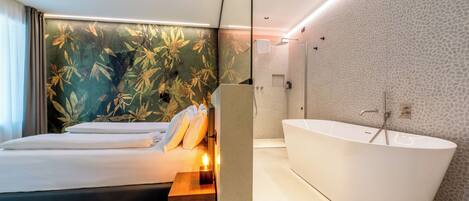 Suite Deluxe, balcon | Salle de bain