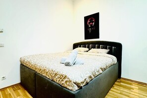 1 bedroom, iron/ironing board, WiFi, bed sheets
