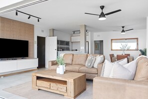Apartment (3 Bedrooms) | Interior - Perna Perna Coastal Escape (eMdloti)