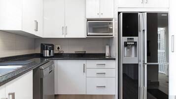 Apartment (3 Bedrooms) | Interior