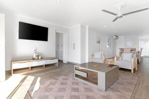 Interior - San Marino 17 (Ballito)