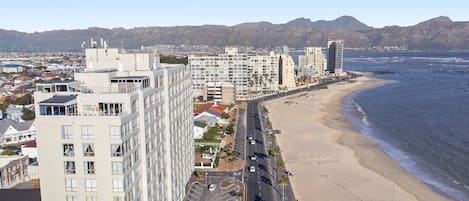 Apartment (2 Bedrooms) | Front of property