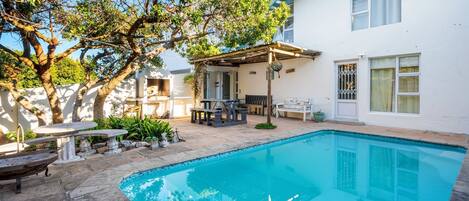 Talo (4 Bedrooms) | Majoituspaikan julkisivu