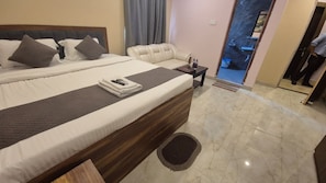 Deluxe Double Room, City View