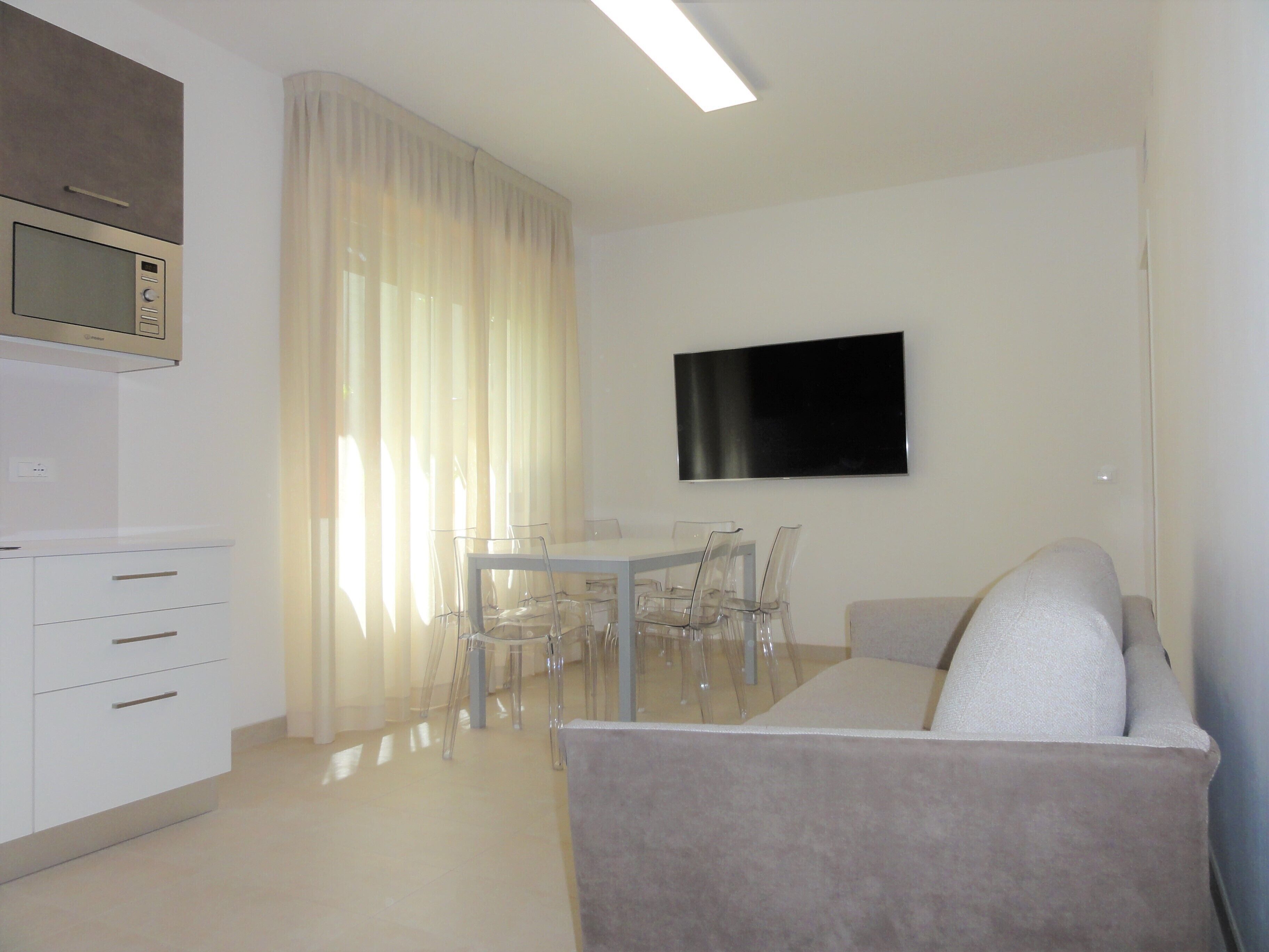 Villa Con Piscina E Giardino In Comune - Bibione