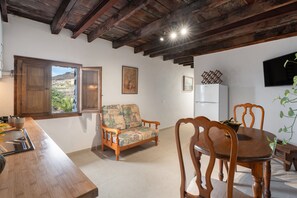 Interior - Holiday Apartment 'La Generosa' with Wi-Fi (Arona)