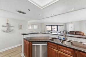 Interior - 3-bedroom Beachfront Bliss Condo in Indian Shores (Indian Shores)