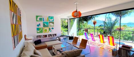 リビング エリア