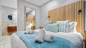 Apartment (1 Bedroom) | Interior