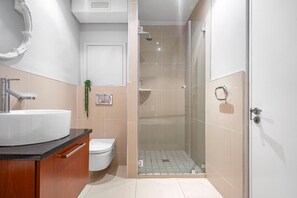 Apartment (1 Bedroom) | Interior - Eden On The Bay 104 (Cape Town)