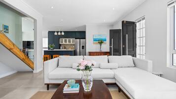 Rumah (3 Bedrooms) | Interior