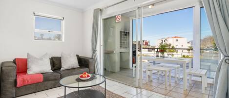 Apartment (1 Bedroom) | Front of property