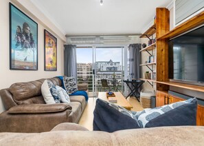 Apartment (2 Bedrooms) | Interior - The Tygervalley Escape (Cape Town)