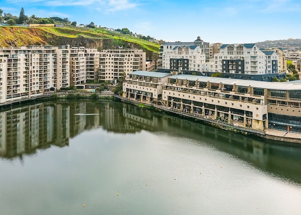 Apartment (2 Bedrooms) | Interior - The Tygervalley Escape (Cape Town)