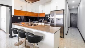 Apartment (3 Bedrooms) | Bahagian dalam