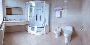 Bathroom - Fude Hotel (Tbilisi)