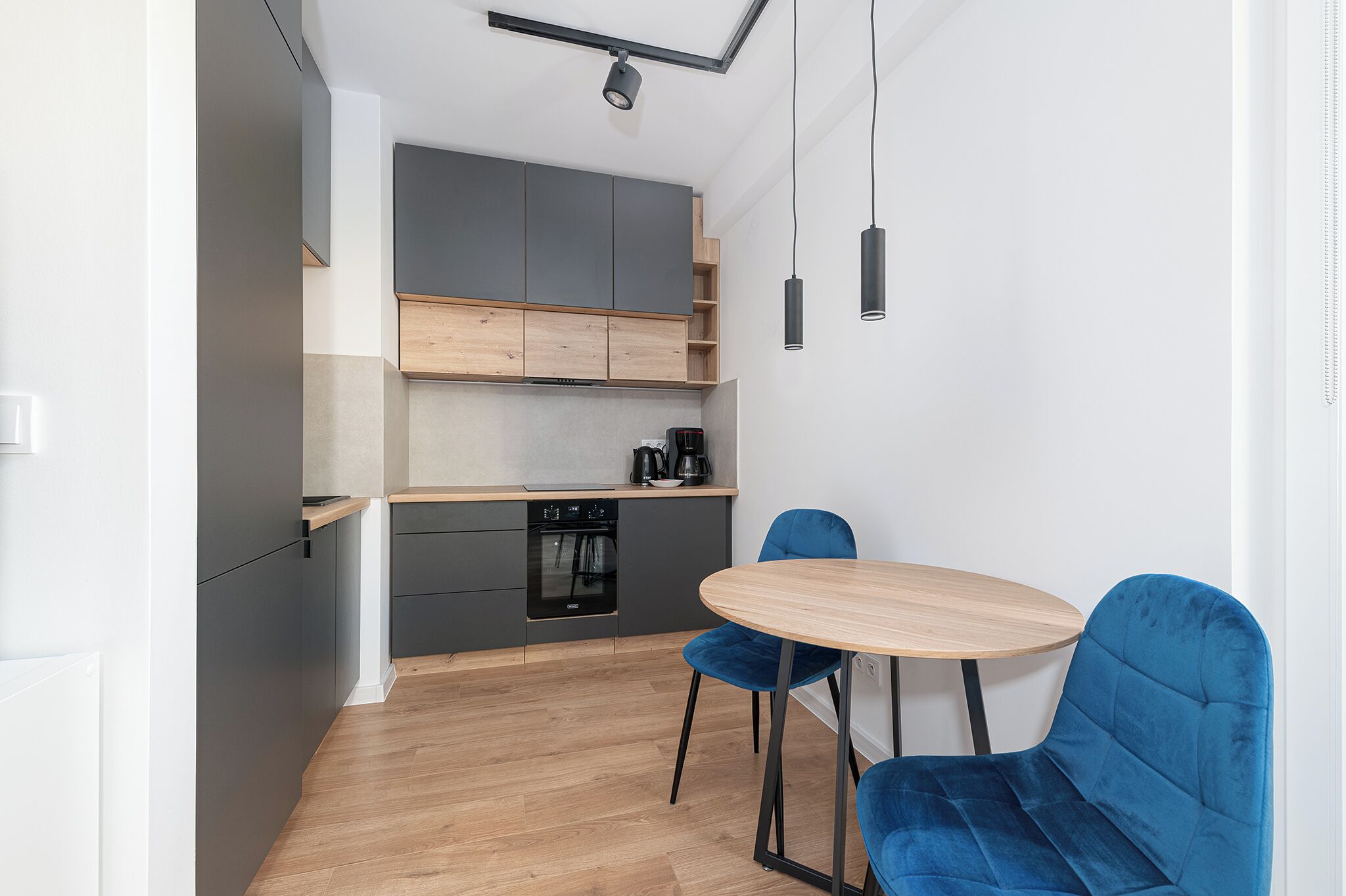 Classic Studio, Balcony | Private kitchenette
