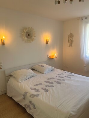 2 Schlafzimmer, Bügeleisen/Bügelbrett, WLAN, Bettwäsche