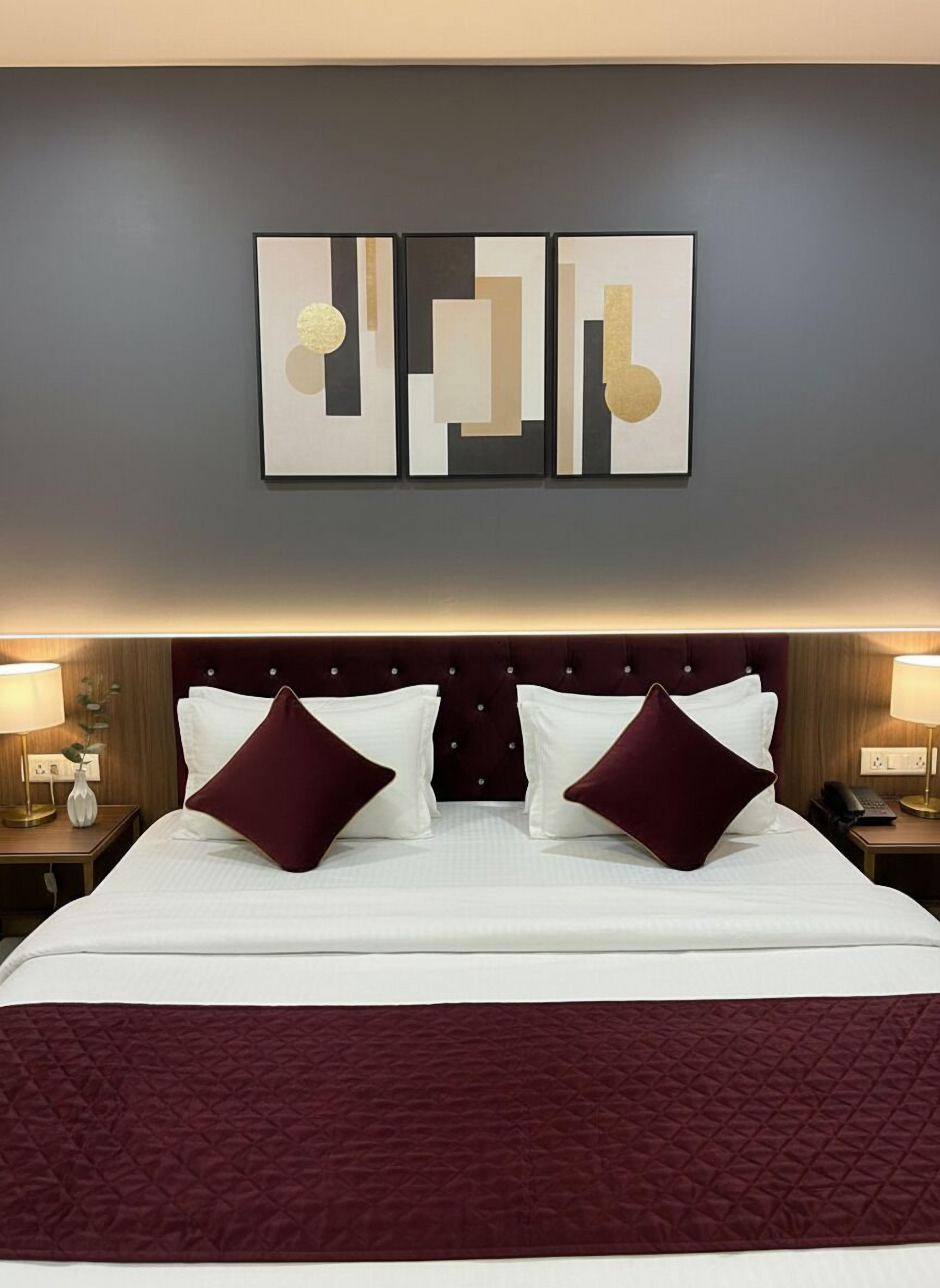 Deluxe Double Room | Premium bedding, rollaway beds, free WiFi, bed sheets