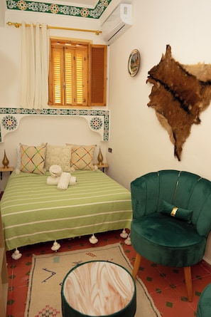 Double Room | Free WiFi