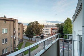 Property grounds - Słoneczna 1 | Rzeszów | Stylish Apartment | Air Conditioning | Desk | 2 Bedrooms | Close to the Center (Rzeszów)