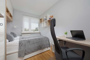 2 bedrooms, desk, iron/ironing board, WiFi - Strzeleckiego 6 Warsaw | Comfortable Apartment | Air Conditioning | Balcony (Warszawa)