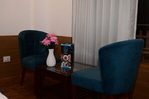 Comfort-herbergi með tvíbreiðu rúmi - svalir - fjallasýn | Ókeypis þráðlaus nettenging