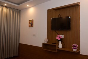 Comfort Double Room, Balcony, Mountain View | Wi-fi percuma
