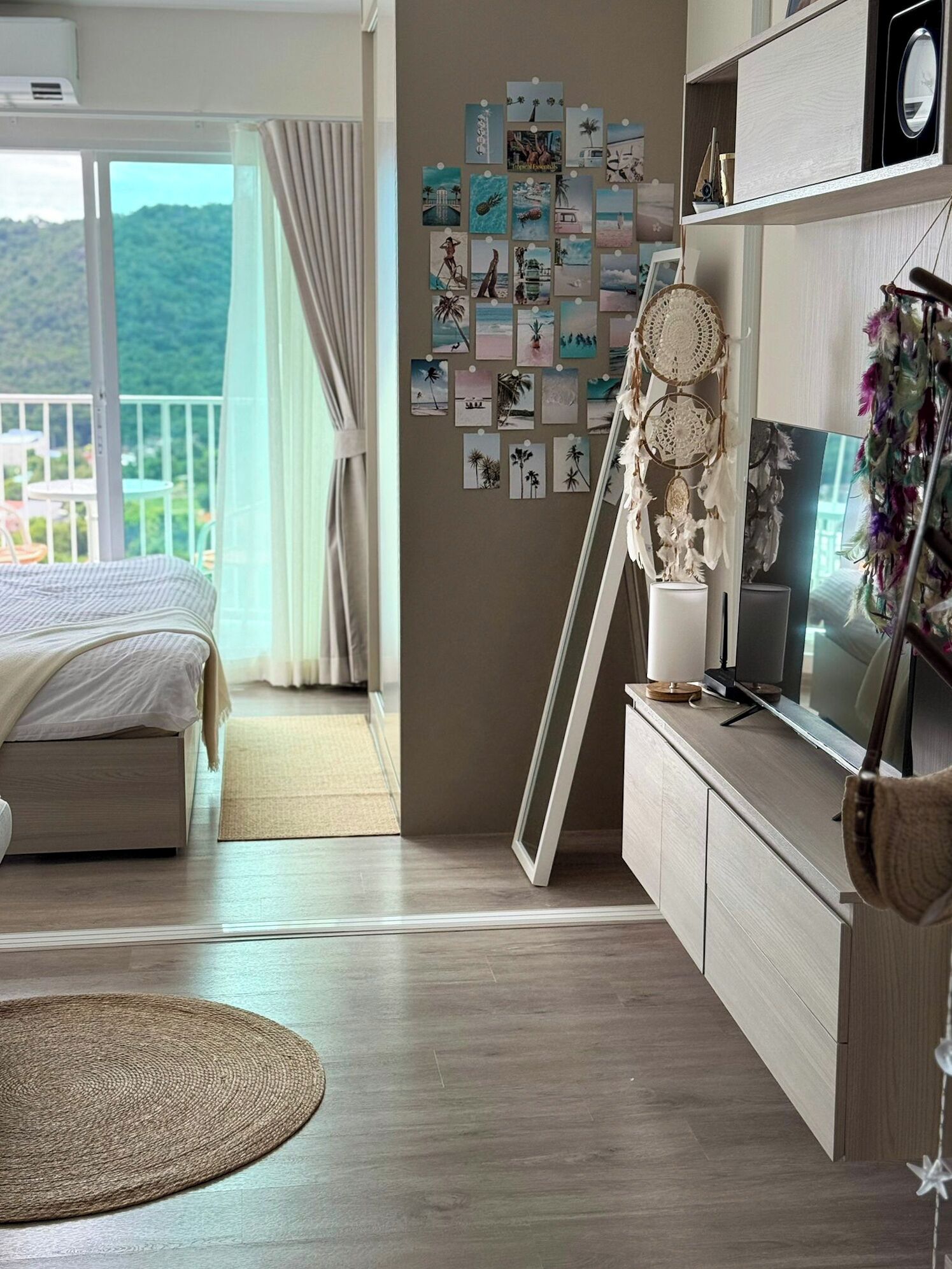 1 bedroom, desk, free WiFi, bed sheets