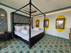 5 Schlafzimmer, Bügeleisen/Bügelbrett, WLAN, Bettwäsche