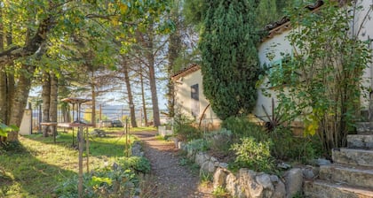 Guest Room 'Chambre La Louve' with Mountain View, Private Pool and Private Terrace
