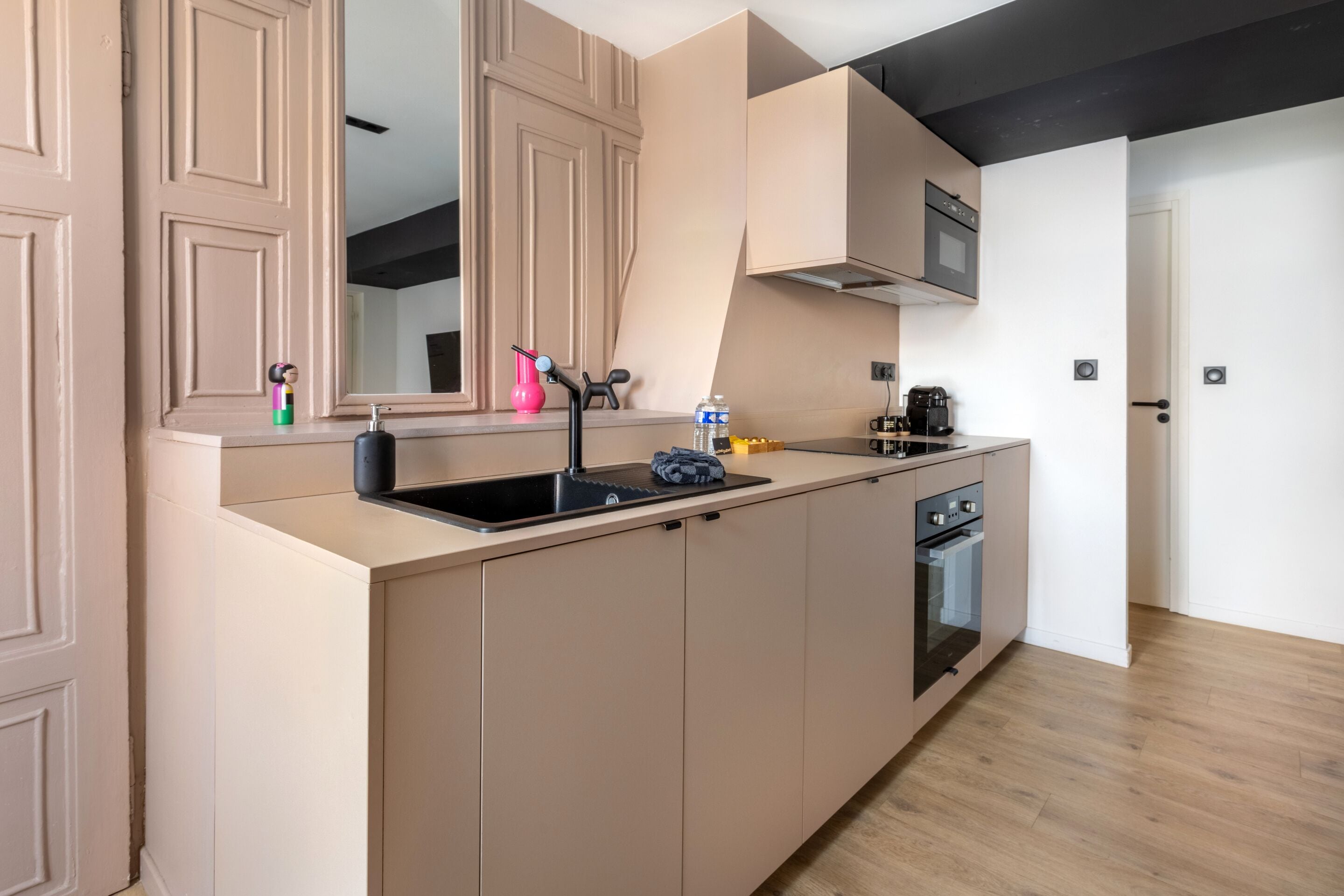 Family Apartment, Ensuite, City View (Le Flandres) | Private kitchen