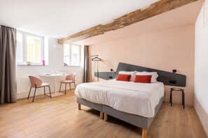 Standard-huoneisto, kylpyhuone makuuhuoneen yhteydessä (La Citadelle) | Sisätilat