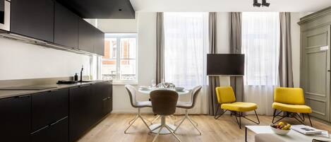 Superior Apartment, Ensuite (Le Saint Sauveur) | Interior
