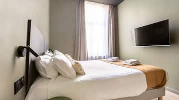 Superior appartement, en-suite badkamer (Le Saint Sauveur) | Een strijkplank/strijkijzer, gratis wifi