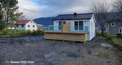 Enjoyable 2-bedroom apartment in Hamnvik