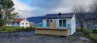 Enjoyable 2-bedroom apartment in Hamnvik