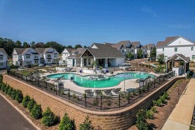 The Hive on Honeysuckle by Apex Short Term Stays