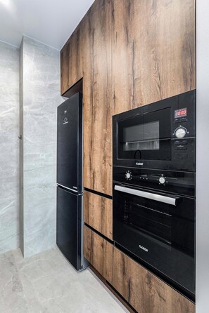 Classic Apartment, City View | Dapur peribadi | Cerek elektrik 