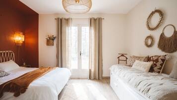 4 Schlafzimmer, Bügeleisen/Bügelbrett, Reisekinderbett, Internetzugang