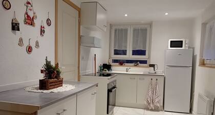 T2 apartment 44 m2, self-contained.