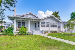 Apartment (2 Bedrooms) | Interior - Stroll to Bradenton Riverwalk! Stylish Apartment (Bradenton)