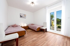 Villa, fumeurs | 2 chambres