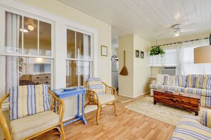 Apartment (1 Bedroom) | Interior