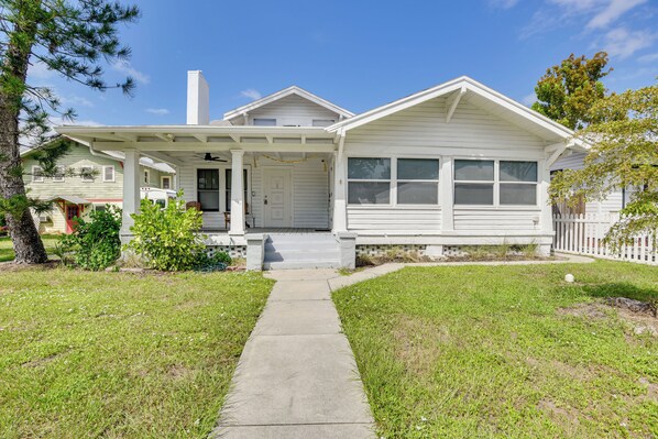 Apartment (1 Bedroom) | Interior