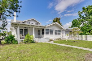 Apartment (1 Bedroom) | Interior - < 1 Mi to Dtwn Bradenton & Riverwalk! Sunny Apt (Bradenton)