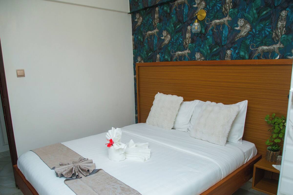 Superior Single Room